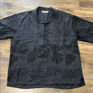Tommy Bahama silk short sleeve button down shirt